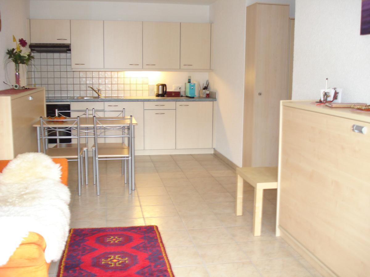 Ferienwohnung Lenggenhager Plantzette 谢尔 外观 照片
